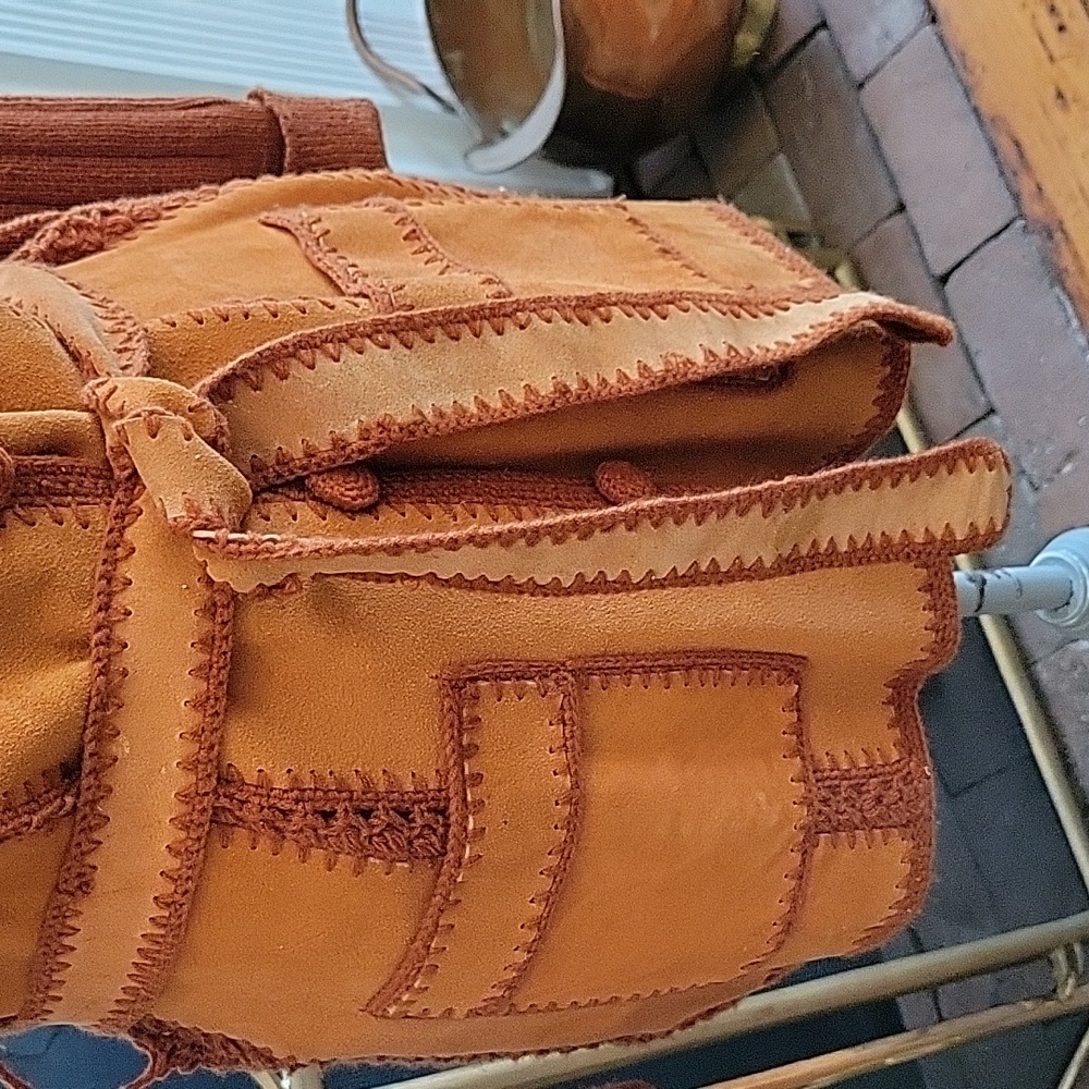 Vtg 70's Suede and Crochet Jacket - Picture 3 of 9